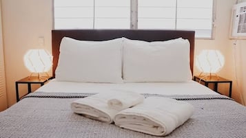 3 slaapkamers, een strijkplank/strijkijzer, wifi