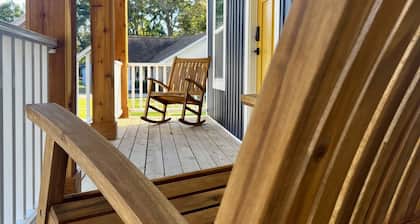 Wonderful 2 Bed 2 bath, near the beach!