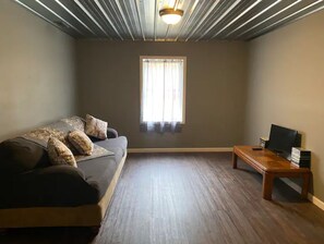 Living area - Hilltop Hideaway. (Reelsville)