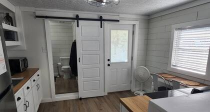 Pickwick Lake Bungalow near Papermill and Shiloh with 7th NT Free!