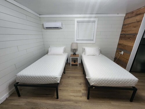 Pickwick Lake Bungalow near Papermill and Shiloh with 7th NT Free!

