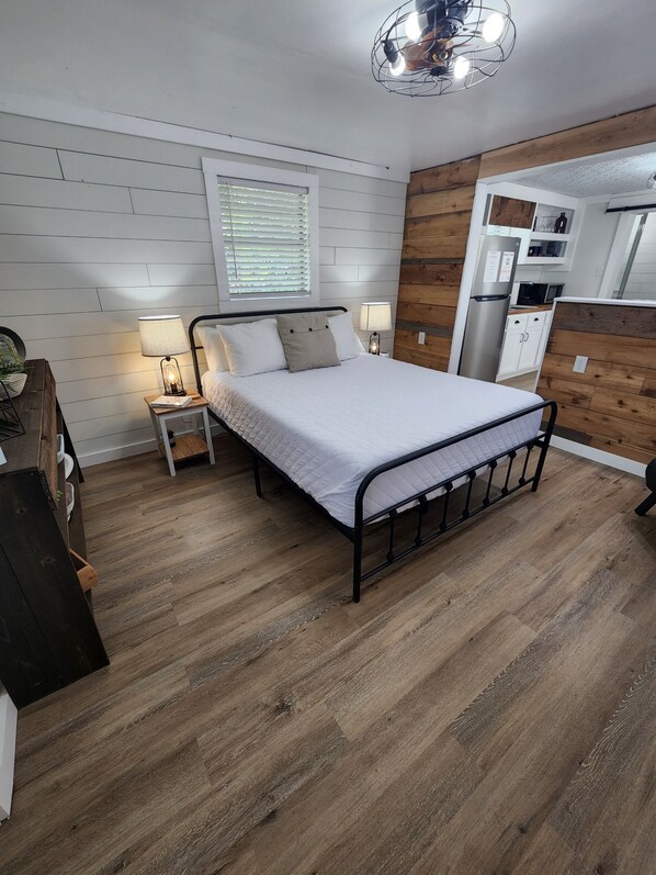 1 dormitorio, cuna de viaje, wifi gratis y ropa de cama