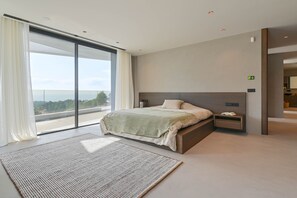 6 عدّة غرف نوم ومكواة/لوح كي وواي فاي مجانًا وملاءات أسرّة