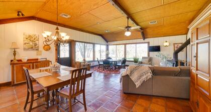 Quiet Bandera Country Home w/ Medina River Access!
