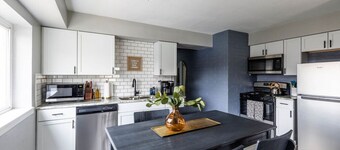 Westlake Elegance Unit 3