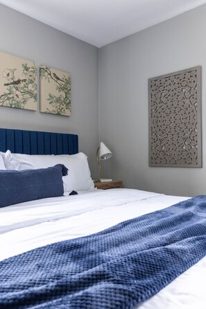 1 quarto, escrivaninha, Wi-Fi, roupa de cama