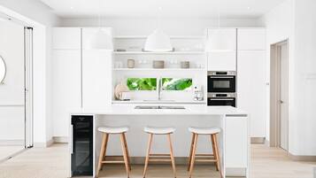 Villa, 3 Bedrooms | Private kitchen | Fridge, oven, coffee/tea maker, toaster