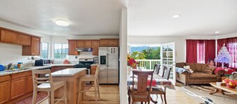 Paradise On Earth 3 Bedroom Residence by RedAwning