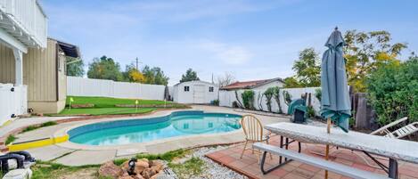 House, 3 Bedrooms | Pool | Indoor pool, outdoor pool