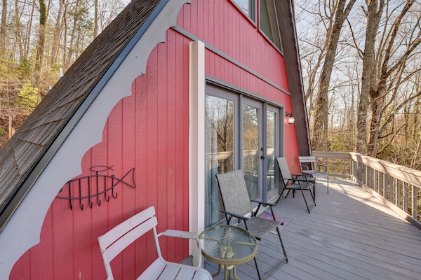 Franklin Vacation Rental | 1BR | 1BA | 1,000 Sq Ft | Step-Free Entry