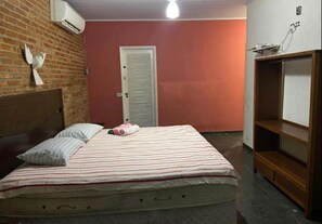 4 bedrooms, WiFi, bed sheets - Casa A Beira MAR Itanhaém (Cibratel I Itanhaém)
