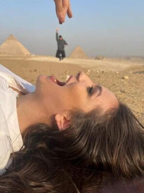 Miscellaneous - A private room with breakfast overlooking pyramids (Giza Governorate)