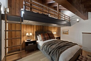 3 chambres, fer et planche à repasser, Wi-Fi, draps fournis