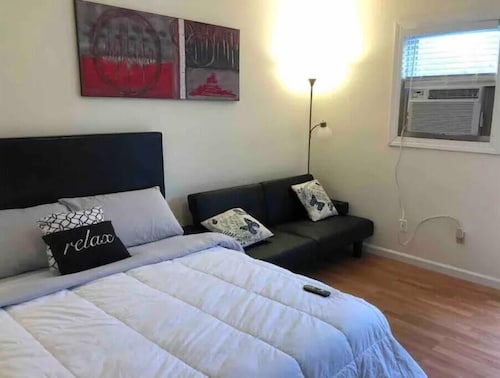 Single small studio next to ft Stewart