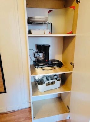 Interior - Eagle's nest studio next to Ft stewart (Hinesville)