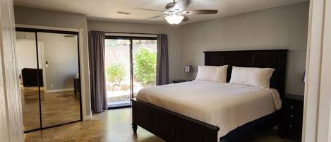 3 soveværelser, skrivebord, strygejern/strygebræt, gratis Wi-Fi