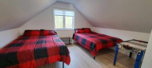 3 bedrooms, iron/ironing board, free WiFi, bed sheets