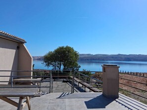 Terrace/patio - Apartments mit Balkon und Terasse (Karlobag)