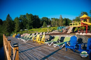 Children’s area - RV  2    Enjoy Lake Sunsets w/ 38' Bunkhouse at the Beach (Kenora)