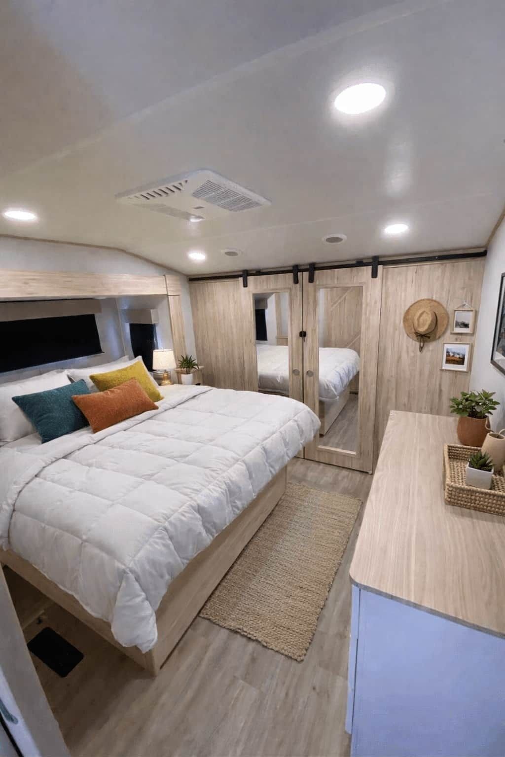 2 多间卧室、WiFi、床单