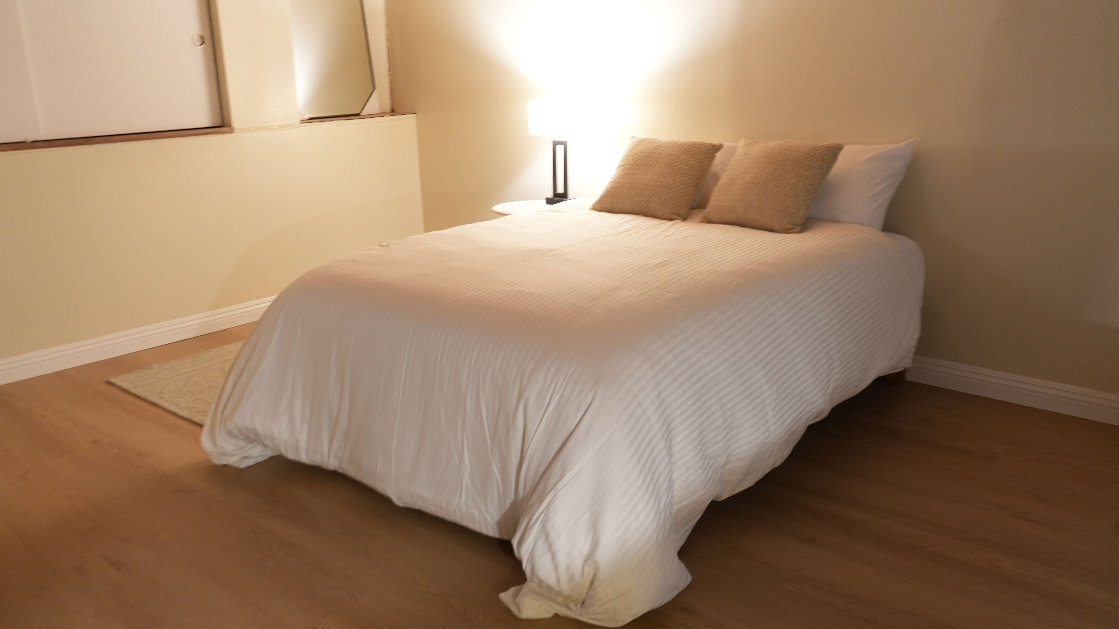 1 bedroom, desk, free WiFi, bed sheets