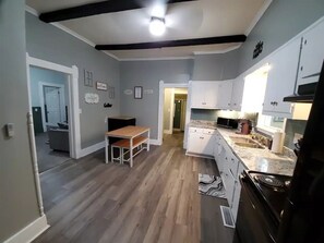 Fridge, microwave, oven, stovetop - Home Away From Home

 (Warrensburg)