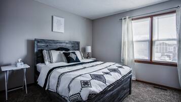 3 bedrooms, WiFi, bed sheets