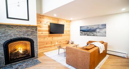 Lift Haus - New Trailside 2br Condo at Attitash - Clean • Modern • Easy