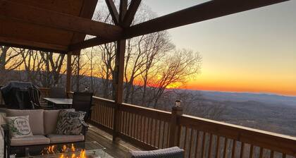 AMAZING Log Cabin off Blue Ridge Parkway with Mountaintop Views over Mt Airy