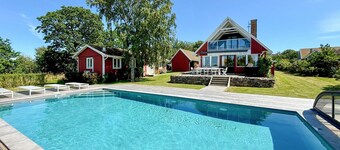 6 bedroom stunning home in Torekov