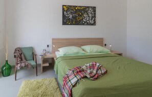3 Schlafzimmer, Bügeleisen/Bügelbrett, Reisekinderbett, kostenloses WLAN