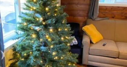 Dog-friendly Lewis & Clark Cabin on Coal Creek - Boulder/Golden