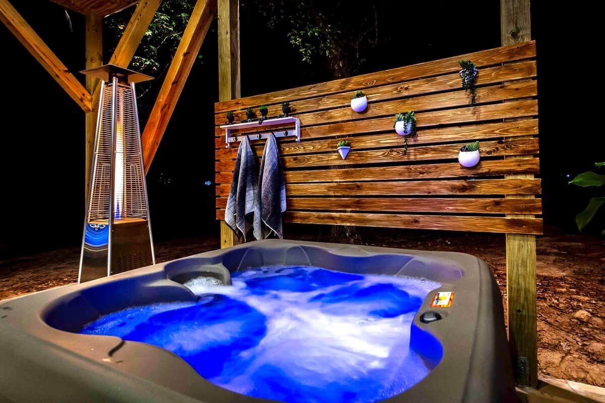 Bain à remous extérieur