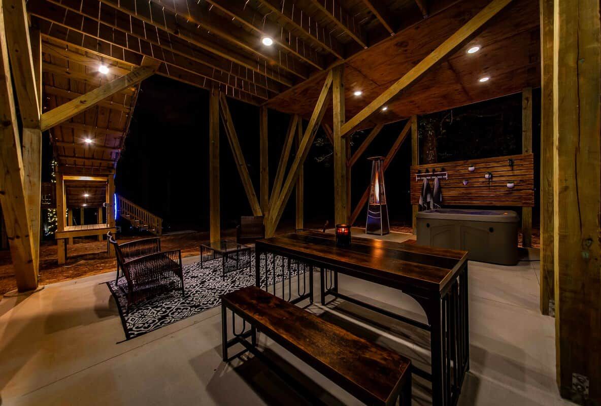 Private sitting area and dining below.  (ordered food can be delivered to downstairs dining or dining area on front porch).