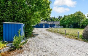 Exterior - Amazing home in Oksbøl with WiFi (Oksbøl)
