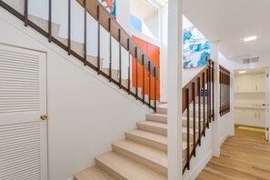 Interior - Mid-Century Modern Oasis (Bermuda Dunes)