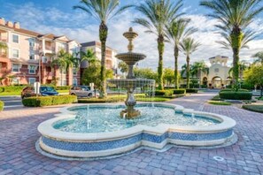 Property grounds - IS3-203 Lakefront unit Vista Cay (Orlando)