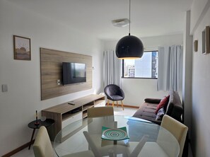 Apartment | Dining room - Apê Vista Mar, Piscina & Academia P811 (Maceió)