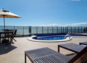 Pool - Apê c/ Ar, Wi-Fi, Piscina, Vista Mar e Garagem (Maceió)