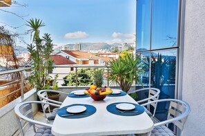 Family Studio | Terrace/patio - Hotel La Mer (Becici)