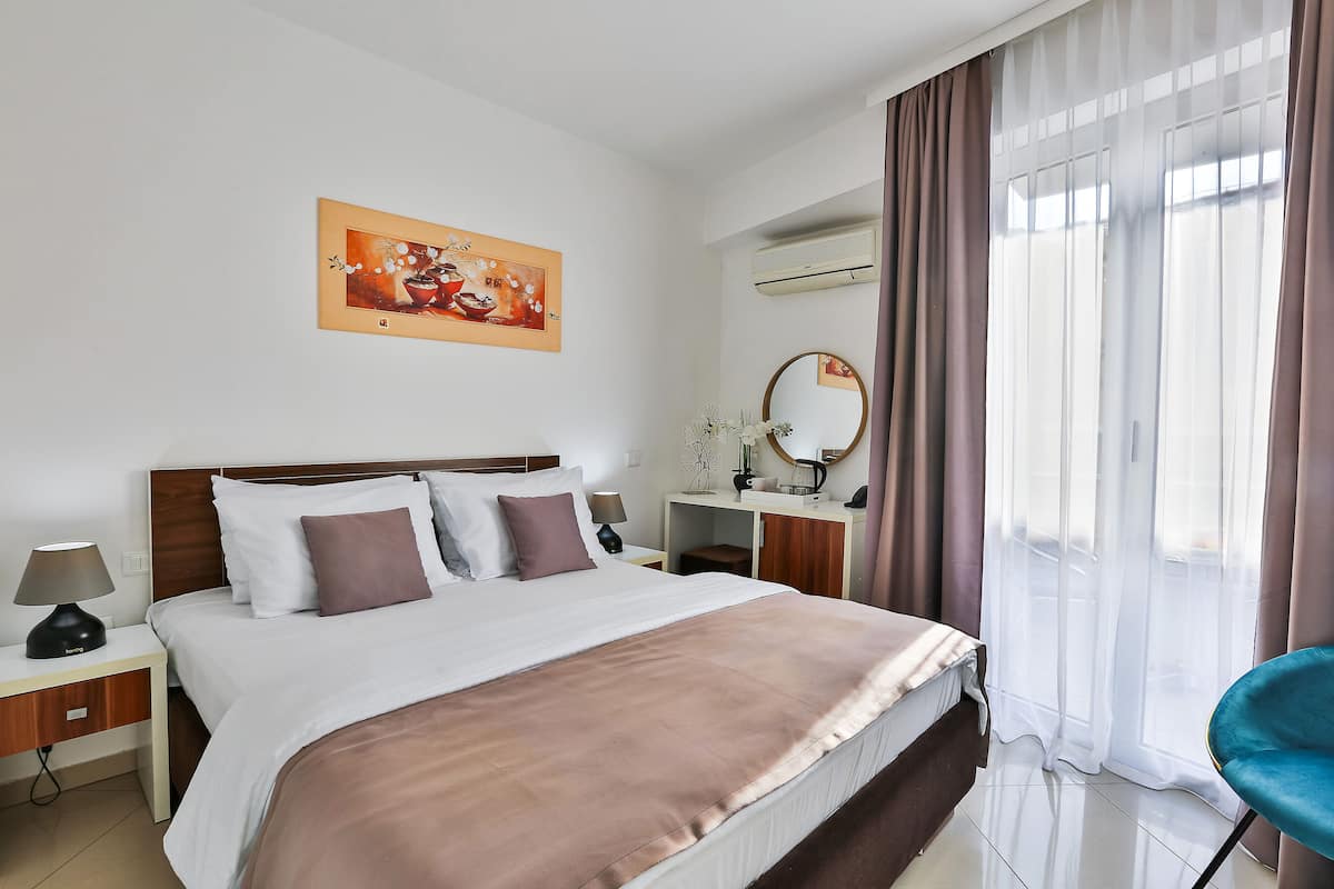 1 bedroom, minibar, soundproofing, free WiFi