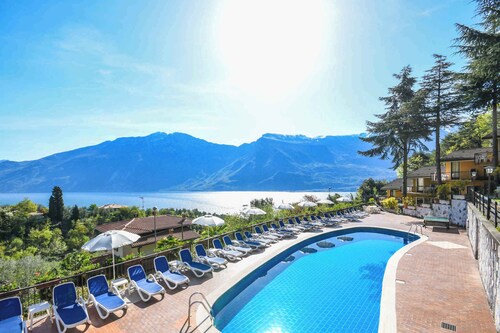 Holiday apartment mit Klimaanlage und Pool