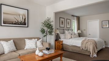 Apartment | Living area