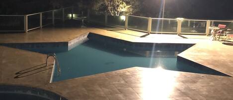 Télévision à écran plat