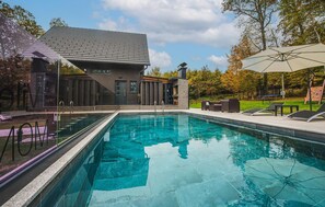 Opvarmet pool