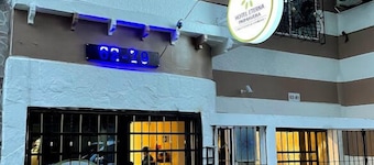 Hotel Eterna Primavera