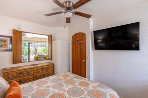 1 habitación, tabla de planchar con plancha, wifi y ropa de cama