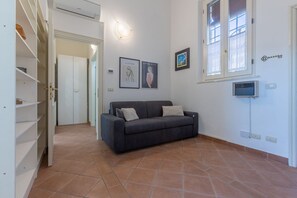 Living area - GuestHost - Manfredini Historical House in the heart of Ferrara (Ferrara)