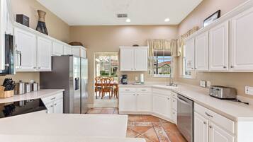 Villa (6 Bedroom Premium home with Pool, Spa) | Exterior