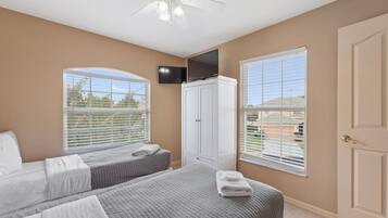 Villa (6 Bedroom Premium home with Pool, Spa) | Exterior